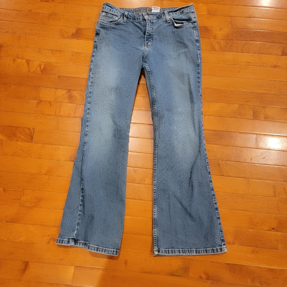 Arizona Women Bootcut Jeans - Size 11 Short